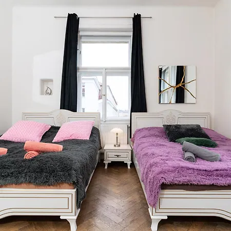 Of Victory Apartment Prag