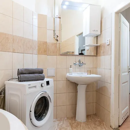 Of Victory Apartment *